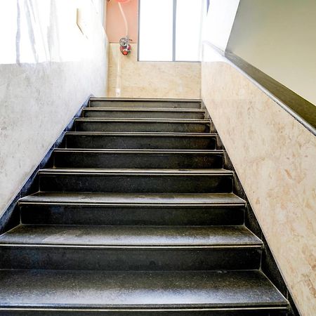 Super Hotel O Divine Fine Dine Lodging And Boarding Kalyān エクステリア 写真