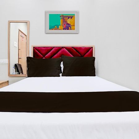 Super Hotel O Divine Fine Dine Lodging And Boarding Kalyān エクステリア 写真