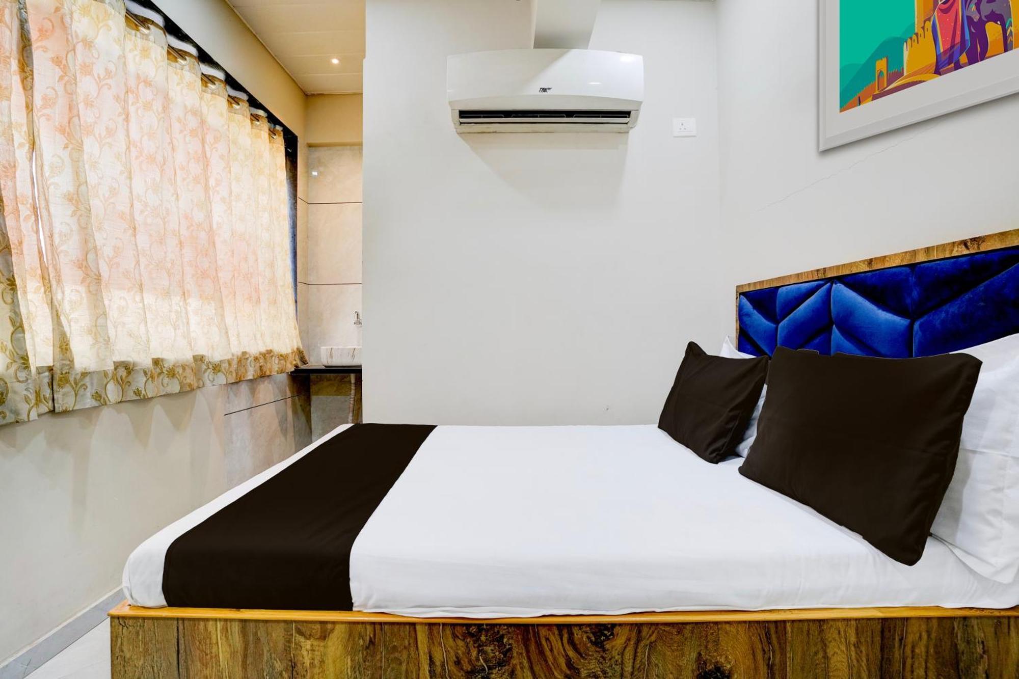 Super Hotel O Divine Fine Dine Lodging And Boarding Kalyān エクステリア 写真