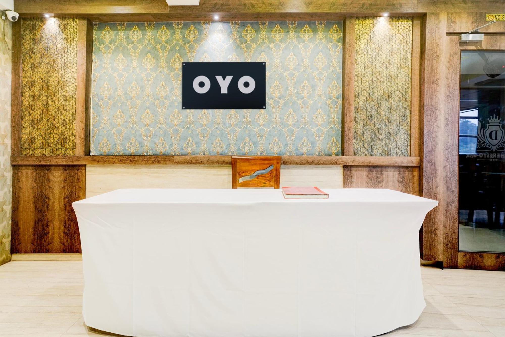 Super Hotel O Divine Fine Dine Lodging And Boarding Kalyān エクステリア 写真